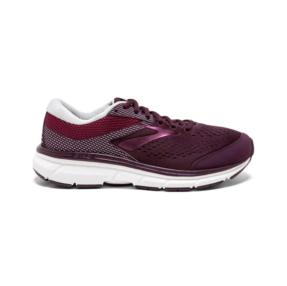 Brooks Women's Dyad 10 Running Shoes in Burgundy & Wine NWOT Size 12